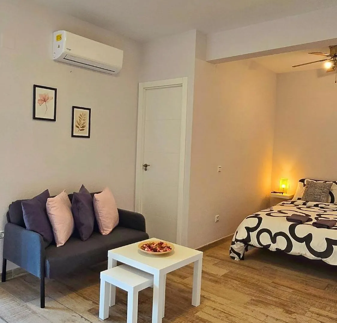Acogedor Estudio En El Centro De טורמולינוס